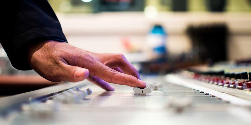 孕期与哺乳期安全护肤指南：安徽美盛哪些系列适合特殊时期？